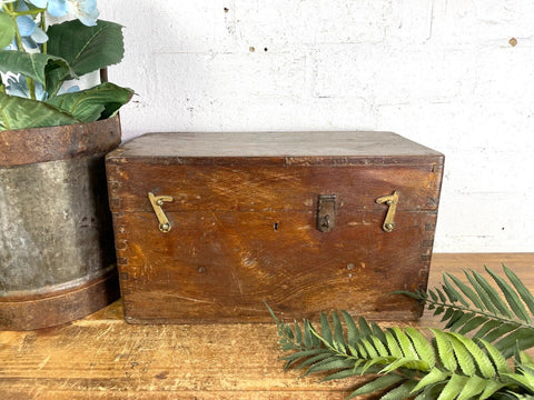 Antique Hardwood Indian Colonial Military Storage Trinket Box