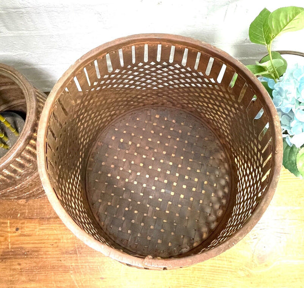 Rustic Hand Made Metal Lattice Basket Side Garden Table Plant Stand