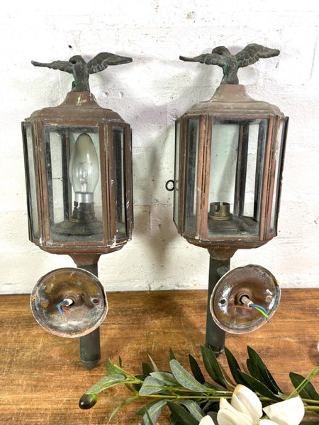 Vintage Pair Glazed Brass Carriage Coach Doorway Entrance Lamps Lanterns Eagle