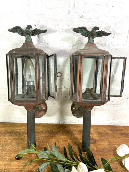 Vintage Pair Glazed Brass Carriage Coach Doorway Entrance Lamps Lanterns Eagle