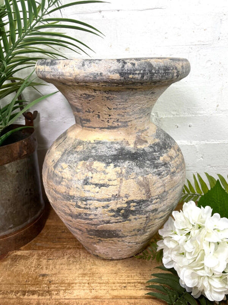 Rustic Hand Made Wabi Sabi Mediterranean Terracotta Pot Vase Urn Dry Flowers