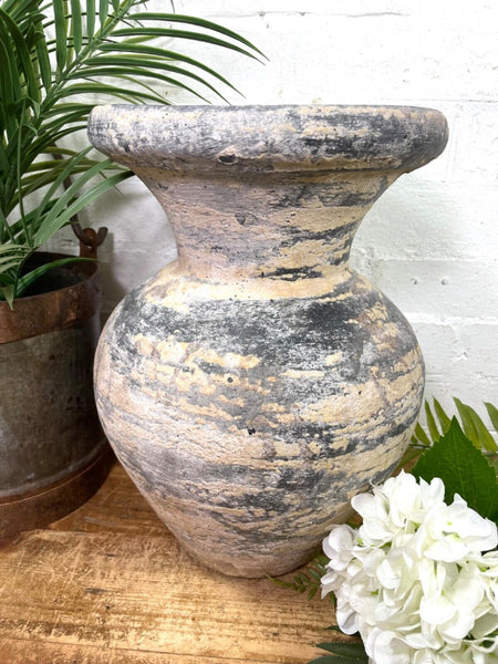 Rustic Hand Made Wabi Sabi Mediterranean Terracotta Pot Vase Urn Dry Flowers