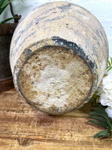 Rustic Hand Made Wabi Sabi Mediterranean Terracotta Pot Vase Urn Dry Flowers