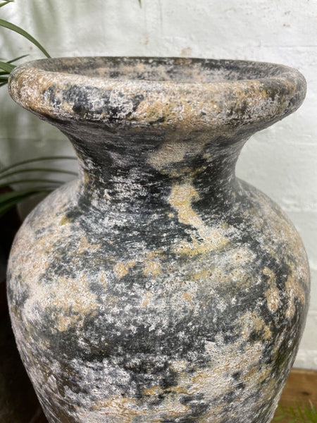 Rustic Hand Made Wabi Sabi Mediterranean Terracotta Pot Vase Urn Dry Flowers