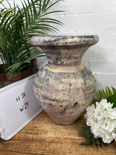 Rustic Hand Made Wabi Sabi Mediterranean Terracotta Pot Vase Urn Dry Flowers