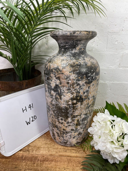 Rustic Hand Made Wabi Sabi Mediterranean Terracotta Pot Vase Urn Dry Flowers