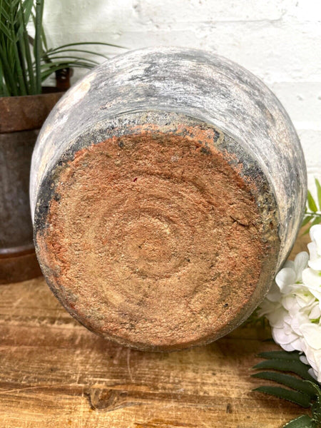 Rustic Hand Made Wabi Sabi Mediterranean Terracotta Pot Vase Urn Dry Flowers