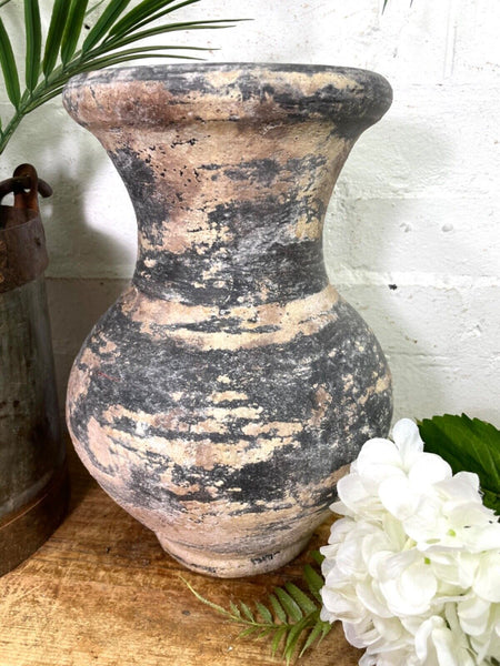 Rustic Hand Made Wabi Sabi Mediterranean Terracotta Pot Vase Urn Dry Flowers