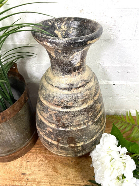 Rustic Hand Made Wabi Sabi Mediterranean Terracotta Pot Vase Urn Dry Flowers