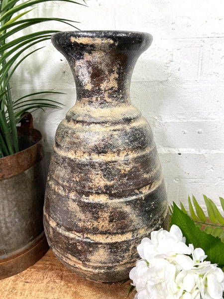 Rustic Hand Made Wabi Sabi Mediterranean Terracotta Pot Vase Urn Dry Flowers