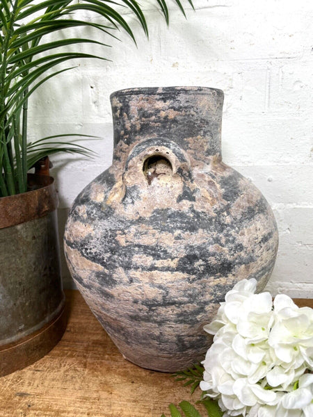 Rustic Hand Made Wabi Sabi Mediterranean Terracotta Pot Vase Urn Dry Flowers