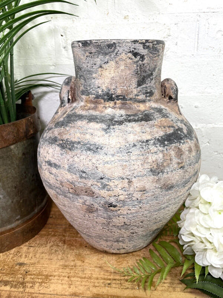 Rustic Hand Made Wabi Sabi Mediterranean Terracotta Pot Vase Urn Dry Flowers