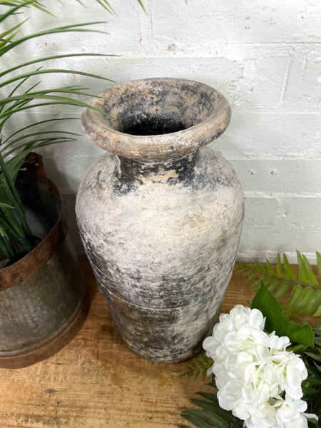 Rustic Hand Made Wabi Sabi Mediterranean Terracotta Pot Vase Urn Dry Flowers