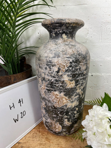 Rustic Hand Made Wabi Sabi Mediterranean Terracotta Pot Vase Urn Dry Flowers