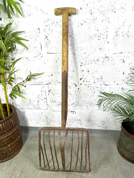 Antique Vintage Potato Spade Fork Farming Agricultural Garden Tool Display Props