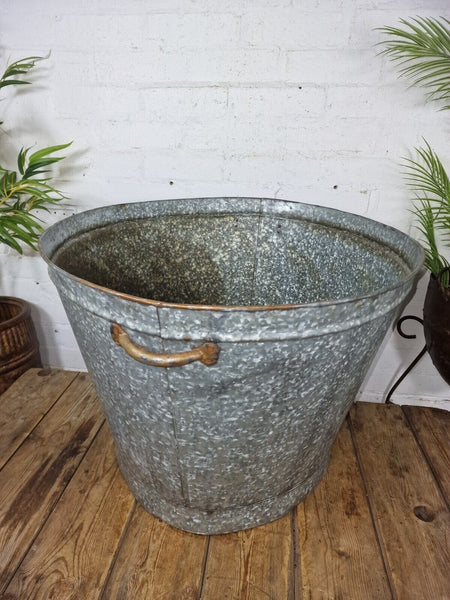 Xl Large Reclaimed Galvanised Garden Planter Tub Drinks Cooler Ice Bucket Logs