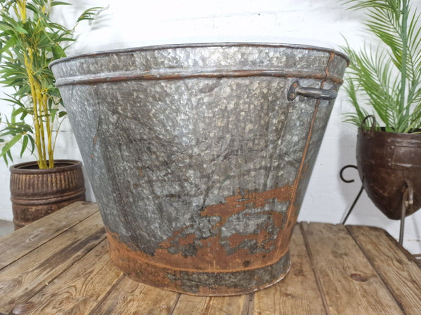 Xl Large Reclaimed Galvanised Garden Planter Tub Drinks Cooler Ice Bucket Logs