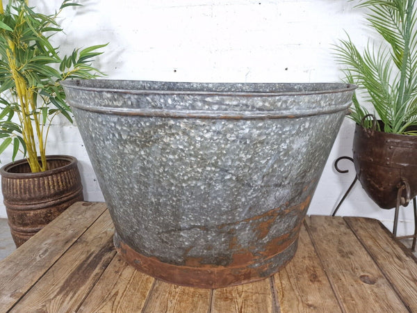 Xl Large Reclaimed Galvanised Garden Planter Tub Drinks Cooler Ice Bucket Logs