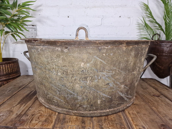 Large Vintage Round Galvanised Tub Garden Planter Ice Bucket Wildlife Pond Logs