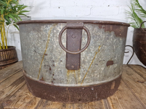 Large Round Vintage Reclaimed Galvanised Metal Garden Planter Wildlife Pond Tub