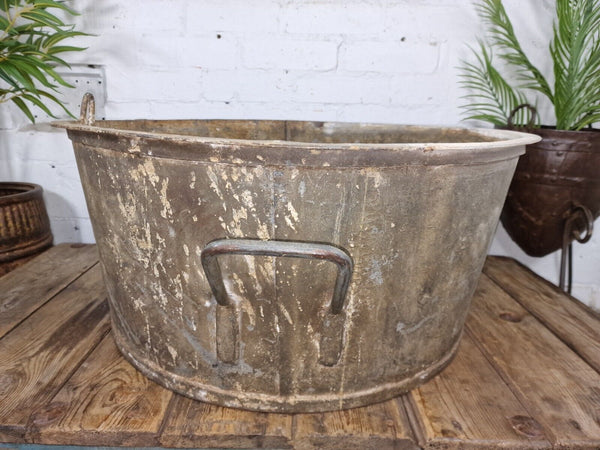 Large Vintage Round Galvanised Tub Garden Planter Ice Bucket Wildlife Pond Logs