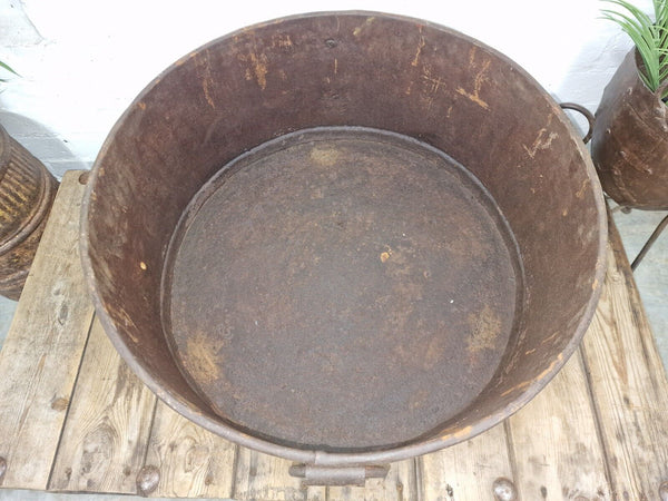 Large Round Vintage Reclaimed Galvanised Metal Garden Planter Wildlife Pond Tub