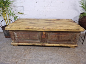 Vintage Reclaimed Indian Wooden Trunk Blanket Box Chest Ottoman Coffee Table