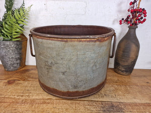 Vintage Rustic Reclaimed Galvanised Zinc Metal Garden Planter Tub Bucket Trough