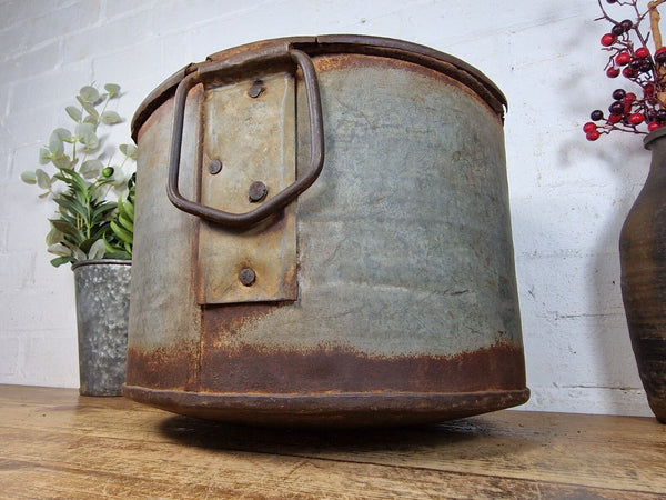 Vintage Rustic Reclaimed Galvanised Zinc Metal Garden Planter Tub Bucket Trough