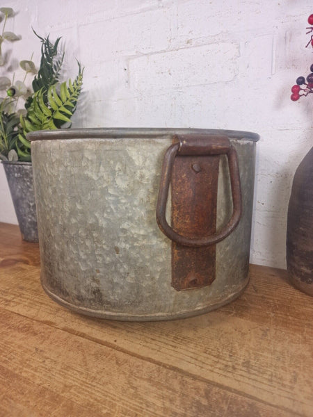 Vintage Rustic Reclaimed Galvanised Zinc Metal Garden Planter Tub Bucket Trough