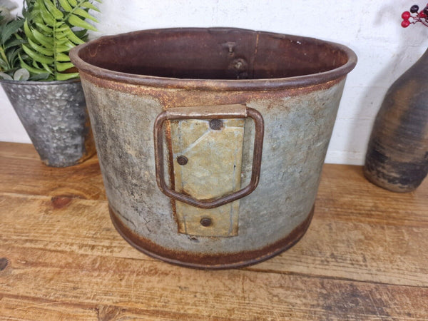 Vintage Rustic Reclaimed Galvanised Zinc Metal Garden Planter Tub Bucket Trough