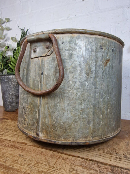 Vintage Rustic Reclaimed Galvanised Zinc Metal Garden Planter Tub Bucket Trough