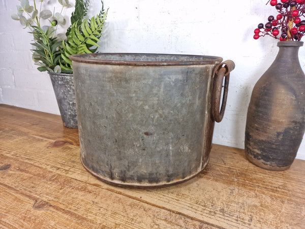 Vintage Rustic Reclaimed Galvanised Zinc Metal Garden Planter Tub Bucket Trough