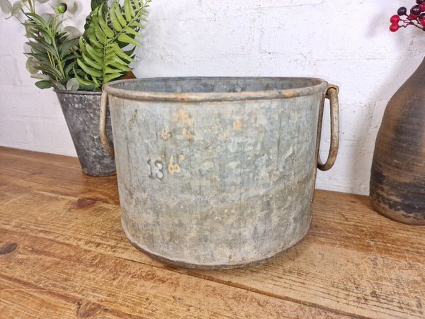 Vintage Rustic Reclaimed Galvanised Zinc Metal Garden Planter Tub Bucket Trough