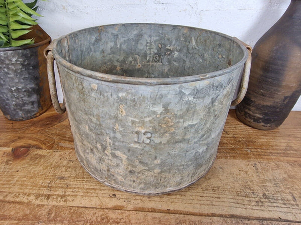 Vintage Rustic Reclaimed Galvanised Zinc Metal Garden Planter Tub Bucket Trough