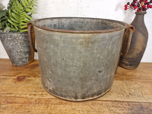 Vintage Rustic Reclaimed Galvanised Zinc Metal Garden Planter Tub Bucket Trough