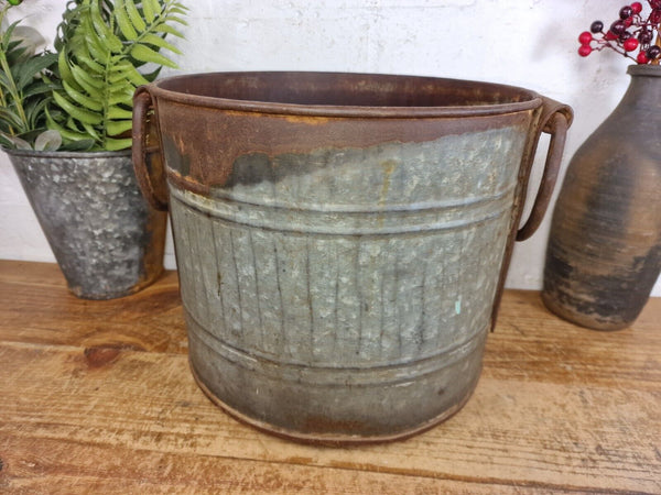 Vintage Rustic Reclaimed Galvanised Zinc Metal Garden Planter Tub Bucket Trough