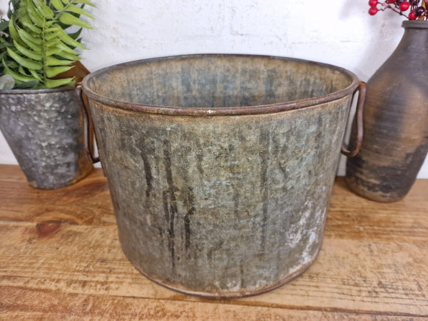 Vintage Rustic Reclaimed Galvanised Zinc Metal Garden Planter Tub Bucket Trough