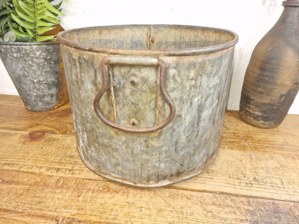 Vintage Rustic Reclaimed Galvanised Zinc Metal Garden Planter Tub Bucket Trough