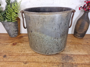 Vintage Rustic Reclaimed Galvanised Zinc Metal Garden Planter Tub Bucket Trough