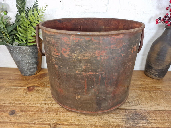 Vintage Rustic Reclaimed Galvanised Zinc Metal Garden Planter Tub Bucket Trough